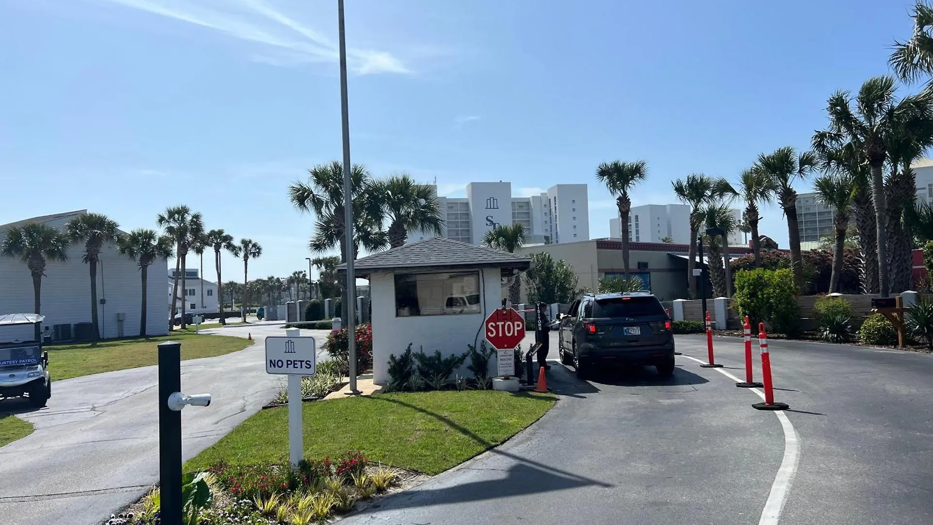1094-Shoreline Towers - Spring Price Drop - Free Beach Setup Destin